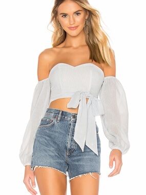 Superdown White Off-Shoulder Tie-Front Crop Top